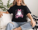 Spooky Ghost Halloween Women’s Relaxed T-Shirt – Cute Casual Tee